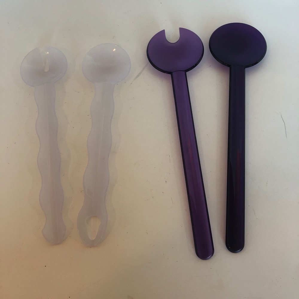 Set of 2 Tupperware salad tongs